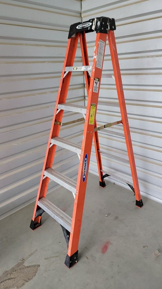 WERNER 6 ' LADDER