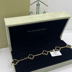 VCA Bracelet W/Box$85