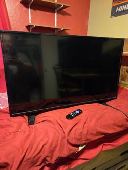 Insignia TV with Roku Remote