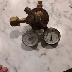 Victor Equipment Company Cga-540 Gas Regulator 