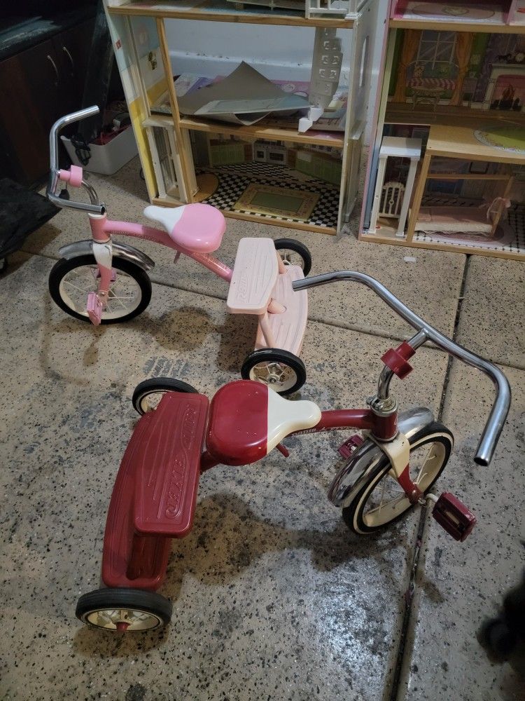Radio Flyer Toddler Tricycle