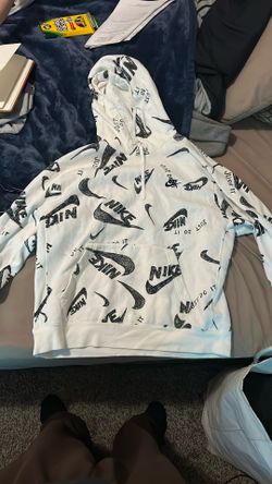 Nike Sweater