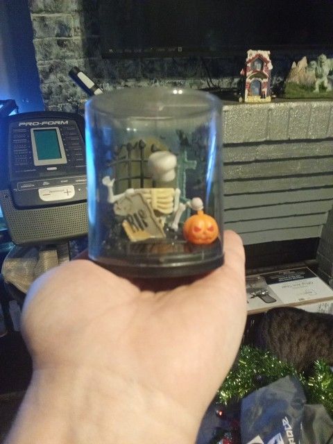 Box Of Solar Powered Figures 