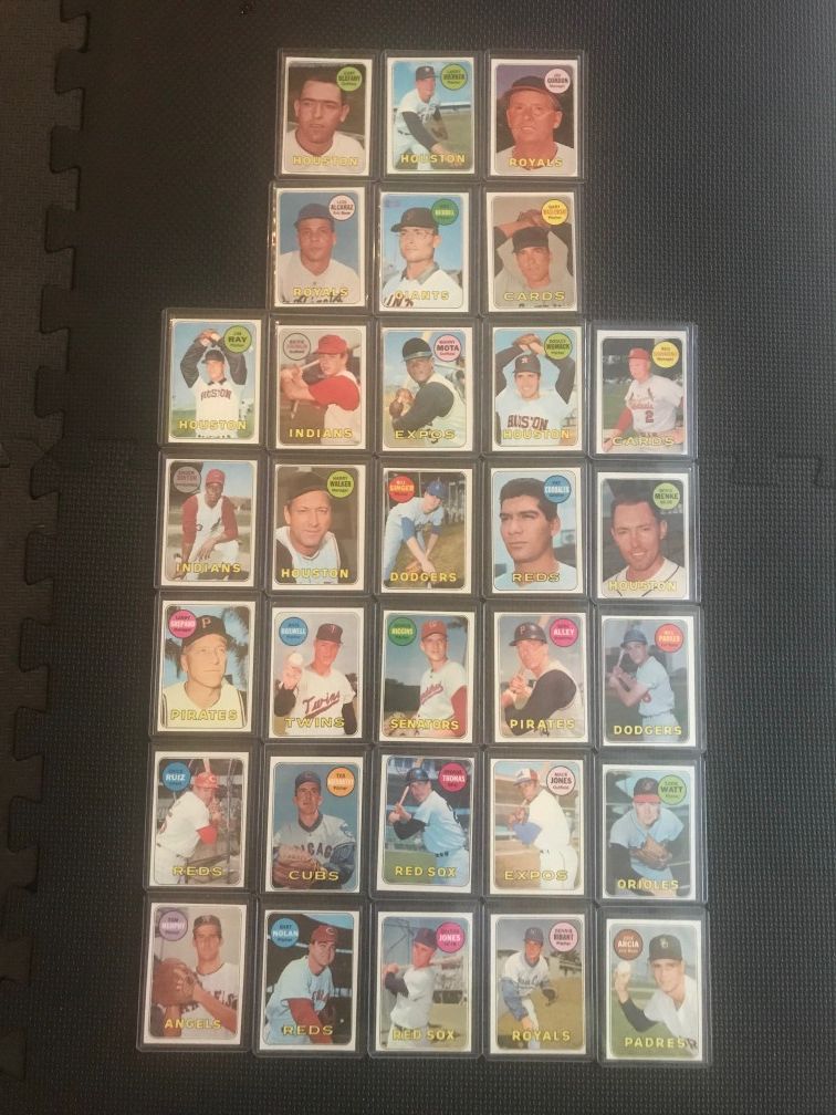 1969 Topps vintage baseball card lot of 31 cards all Mint condition