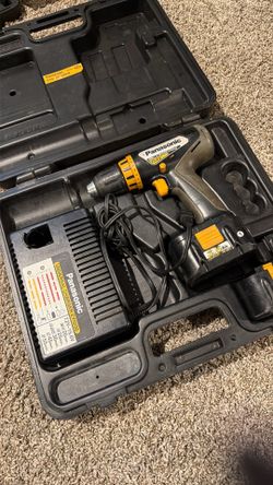 Panasonic Drill and Driver - Charger and 2 batteries
