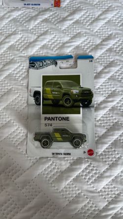 Hot Wheels Pantone Silver Series ‘20 Toyota Tacoma Green 1:64