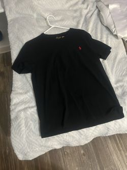 Large slim fit polo ralph lauren black menβs tee shirt (pickups and cash only)