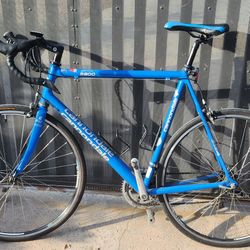 Cannondale Road Bike