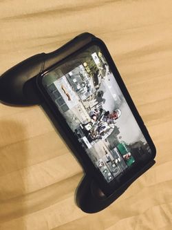 Iphone Holder (controller)