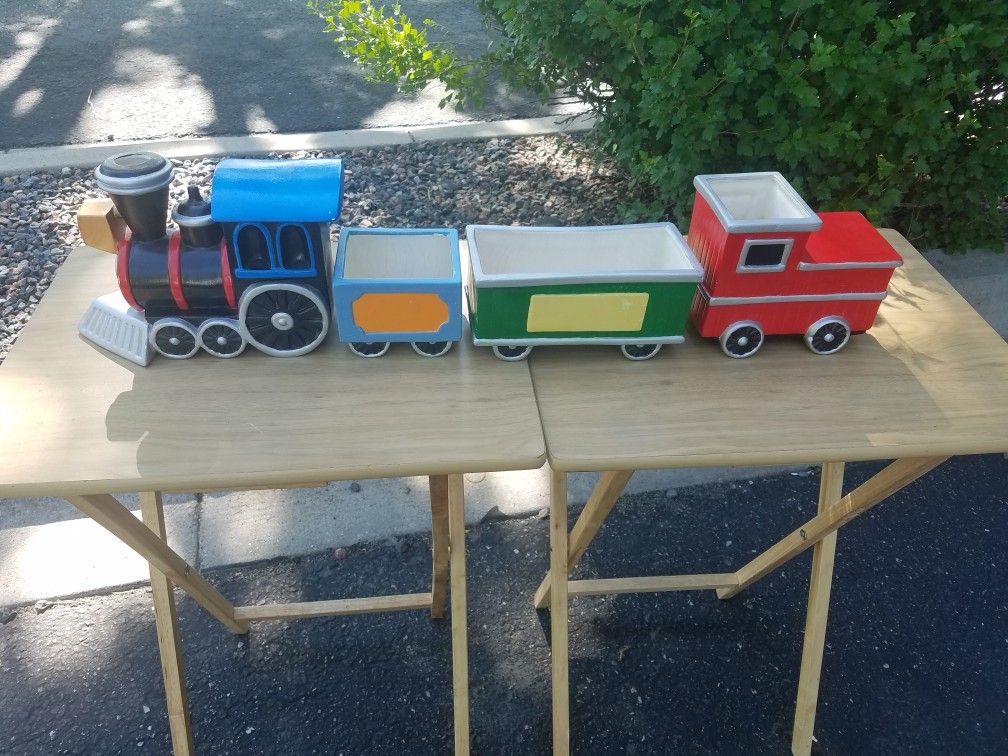 1973 Arnel's Ceramic Train Planters