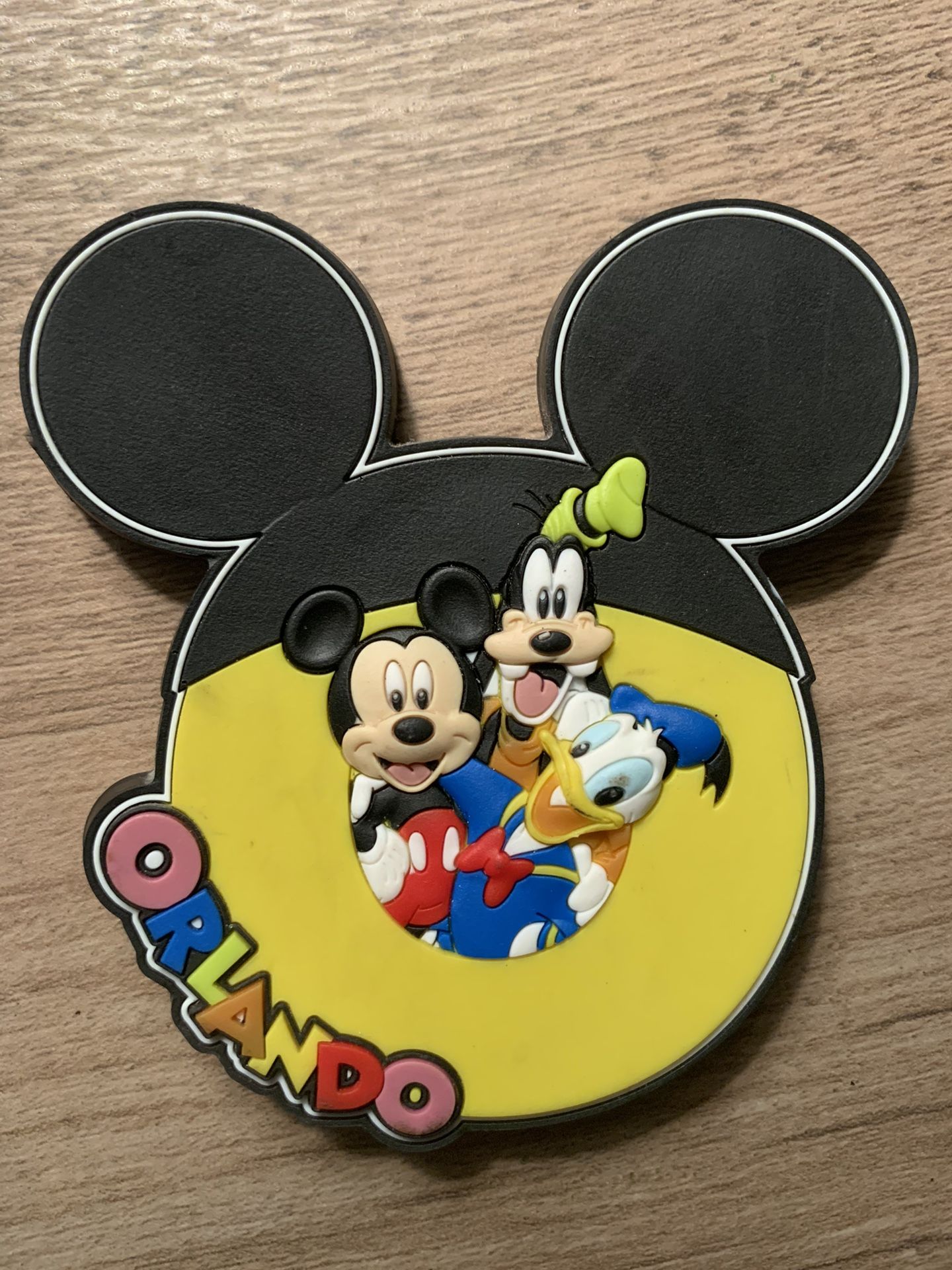 Disney Orlando Mickey Mouse Goofy Donald Duck Souvenir Magnet 