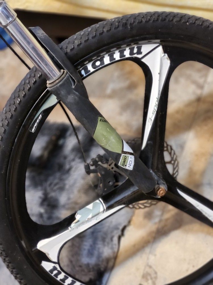 MOUNTAIN Bike 26inch 12SPEED KINGTTU G6 DISC BRAKE VERY GOOD TIRES