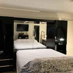 Price Cut! Black Lacquer Bedroom Set- Fits Queen Bed
