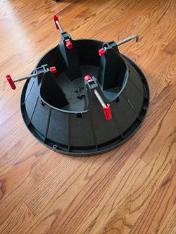 Large Christmas tree stand - approx 20" flat base