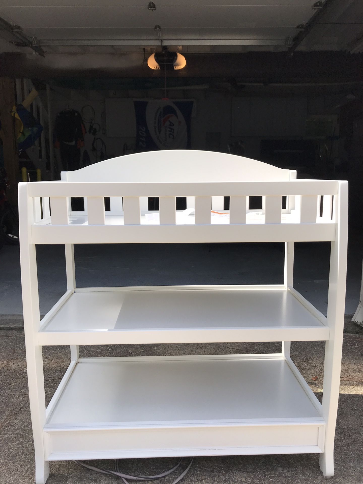 $25 baby changing table MUST GO TODAY