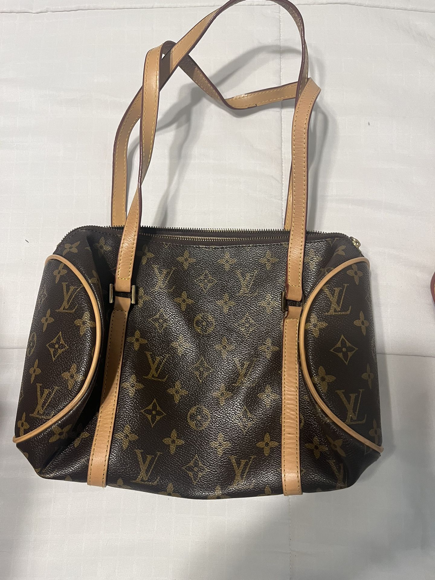Louis Vuitton Book Bag for Sale in Aloma, FL - OfferUp