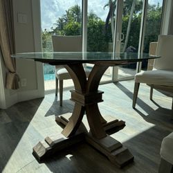 Round Dining Table (Farmhouse Style!)