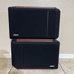 Bose 301 Series IV Direct Reflecting Speakers Left Right Black Brown