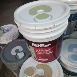 Pinturas Behr Color Verde Olivo Para Stucco $100 San Bernardino