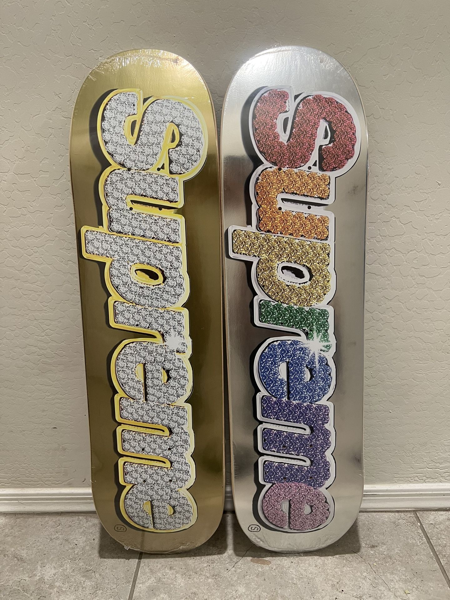 Supreme Bling Box Logo Skateboard Deck Set