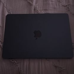 MacBook Air M2 13.6 in