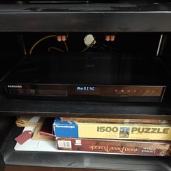 Samsung 5.1 Ch 1000W Home Theater – Complete Set w/ Wireless Rear Speakers