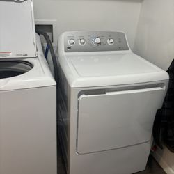 GE Top Load Washer And Dryer Set