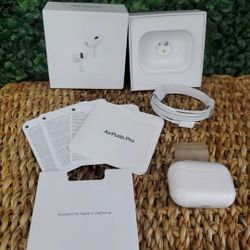 *BRAND NEW* Apple Airpods Pro 2