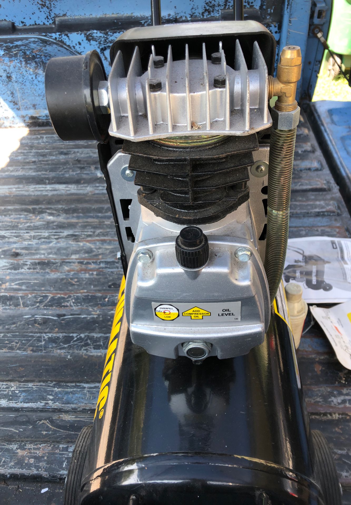 Air compressor