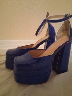 CHASE+CHLOE HEELS