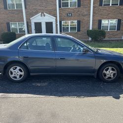 Honda Accord  1998