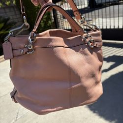 pink vintage coach!!
