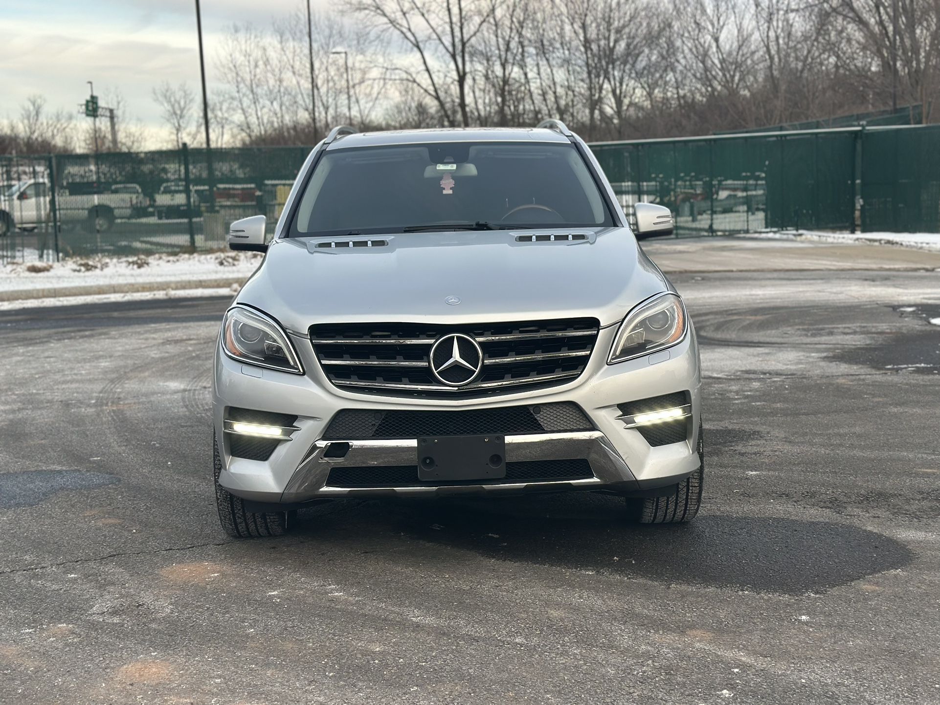 Hi, I’m Selling 2012 Mercedes-BenzM-class ML550