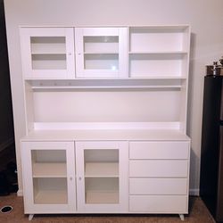 Grand Utility Cabinet