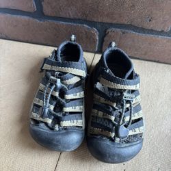 Keen Toddler Sandals 8c
