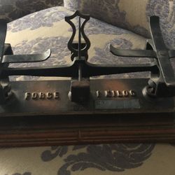 Cast Iron 1 Kilog Force Balance Scale