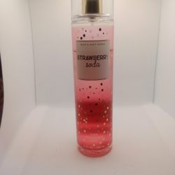 Bath And Body Works Strawberry Soda 90% Full 