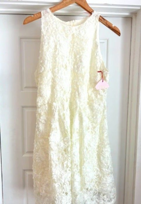 Vow'd 3D Floral Ivory White Dress Size M
