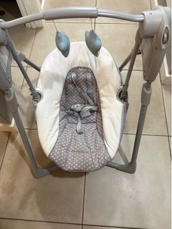 Baby swing