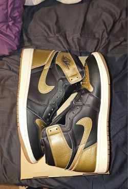 Men used size 8.5 AJ1 high 9.5/10 condition