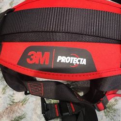 Safety Harnest Adjustable Medium 