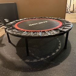 Rebounder Trampoline 48”