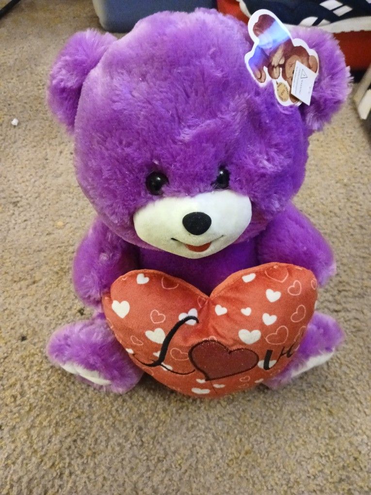 STUFFED ANIMAL (BEAR & HEART)