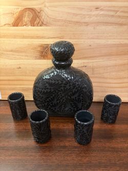 Authentic Mexican Talavera tequila decanter set w/4 matching shot glasses!