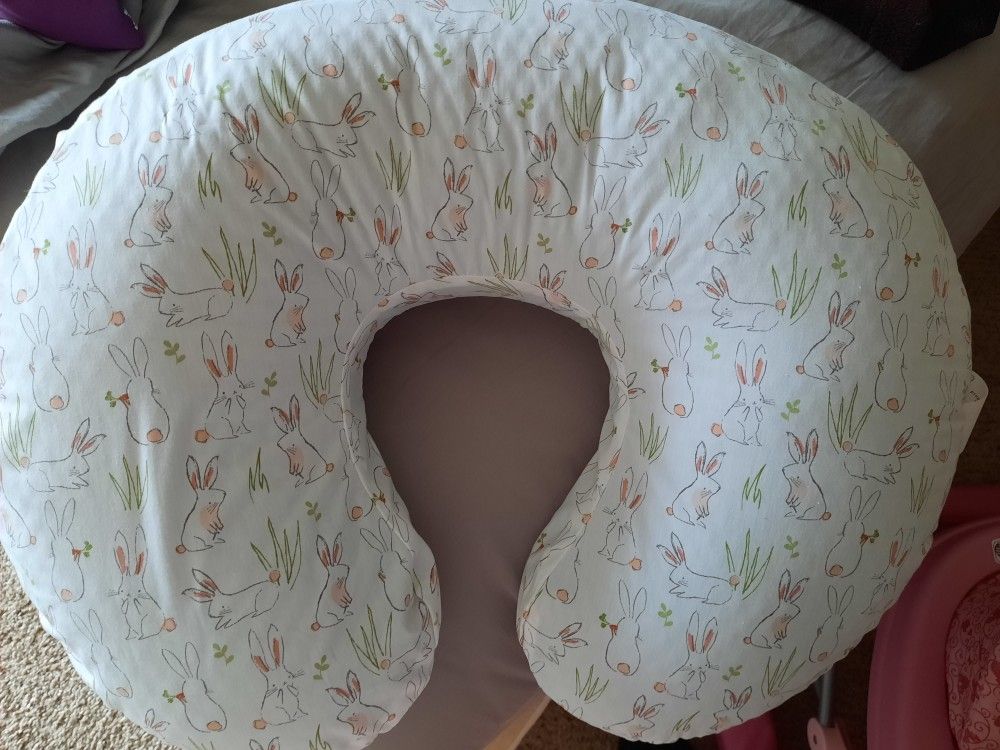 Baby Nursing Boppy
