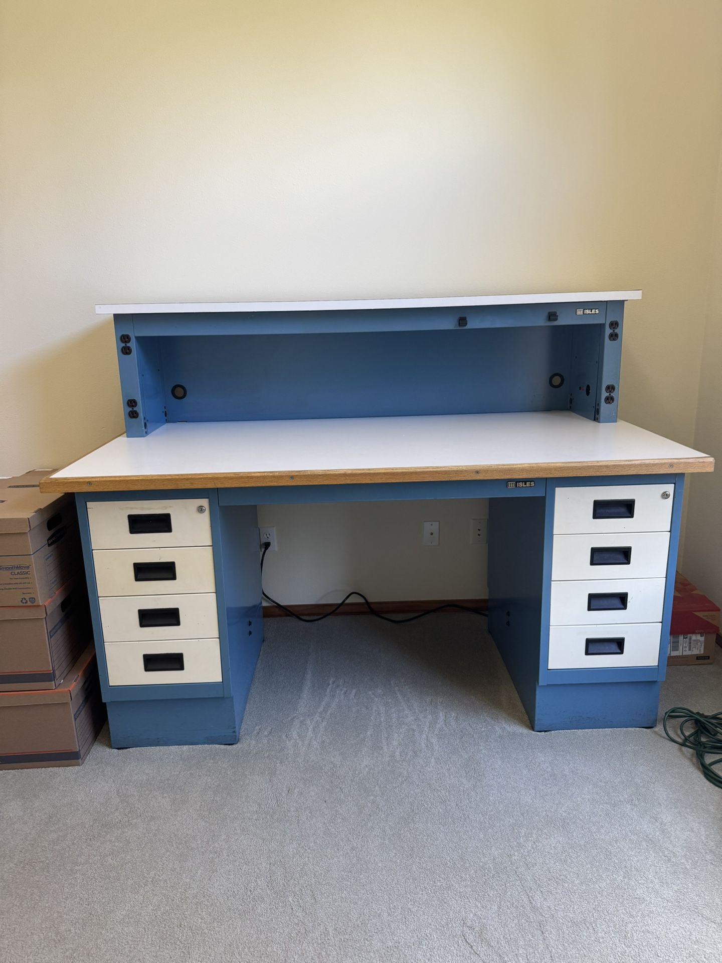Hobby Bench