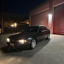 2003 BMW 525i