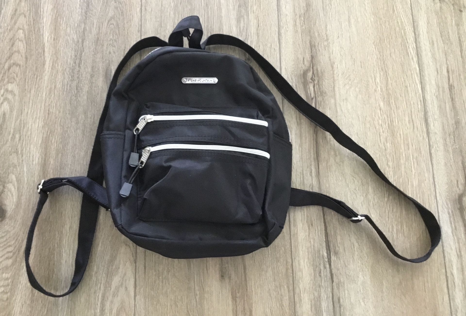 Stone Mountain double Front Zip Black Dome Mini Backpack EUC