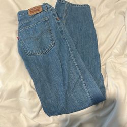 Levi Jeans Size 28 Women