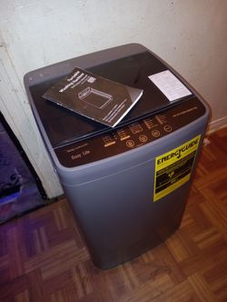 Gray Easy Life compact/portable washing machine.